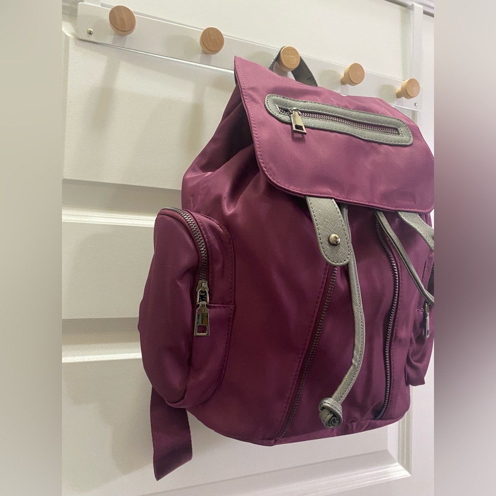 Olive Threadz Drawstring Backpack - Picture 3 of 10